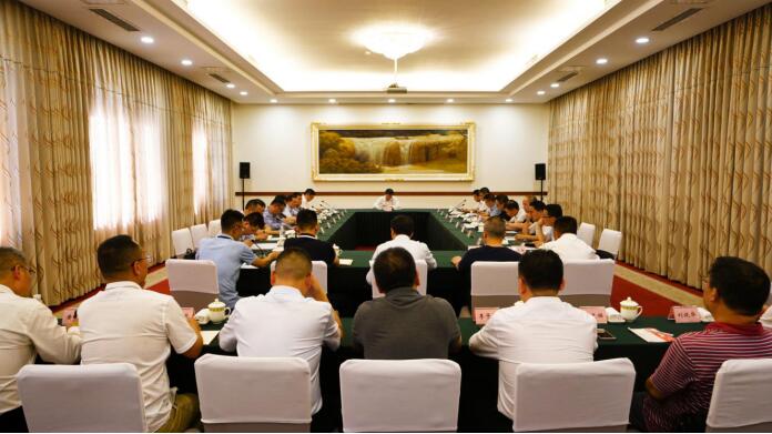 人生就是搏集团班子实地督导金牛宾馆改（扩）建工程