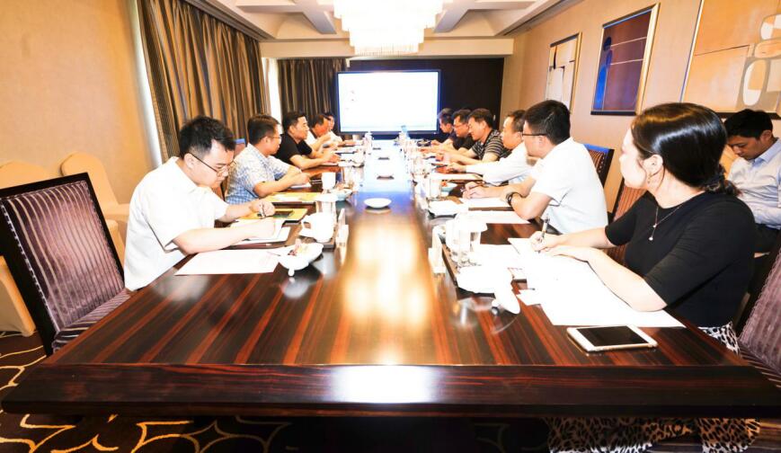 人生就是搏集团与中国旅游集团西南区域总部交流座谈