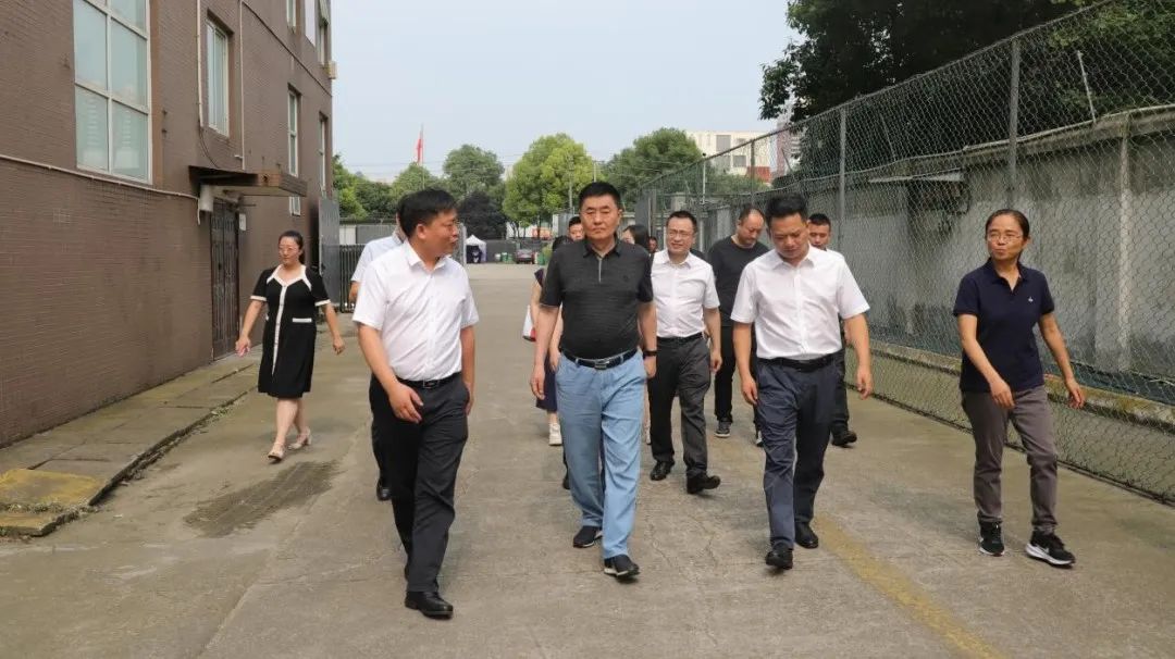 省人生就是搏集团向导带队调研锦弘集团文印中心保密命题阅卷印制基地