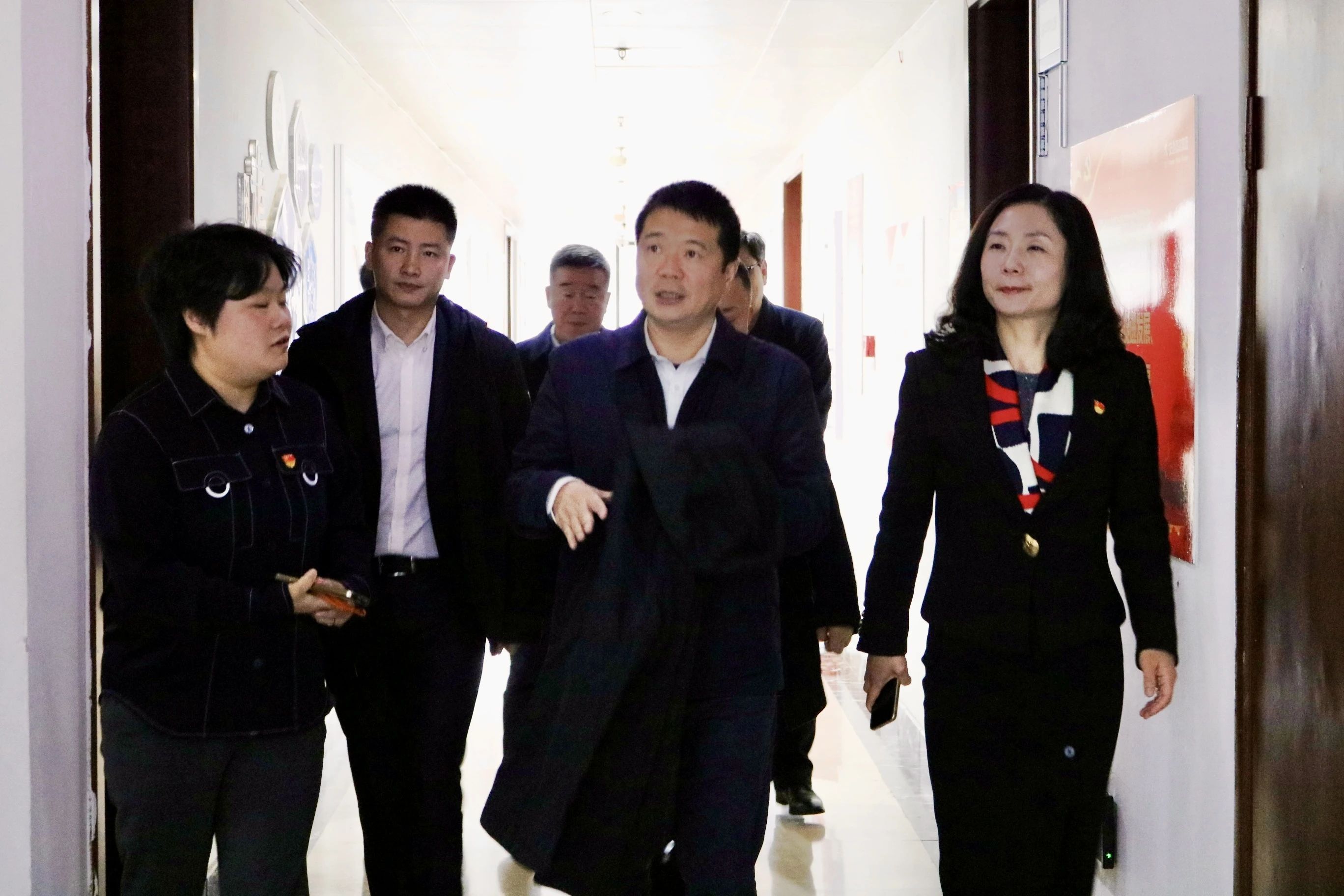 省人生就是搏集团党委书记、董事长游勇赴四川国旅宣讲省委十二届四次全会精神并调研谋划生长事情