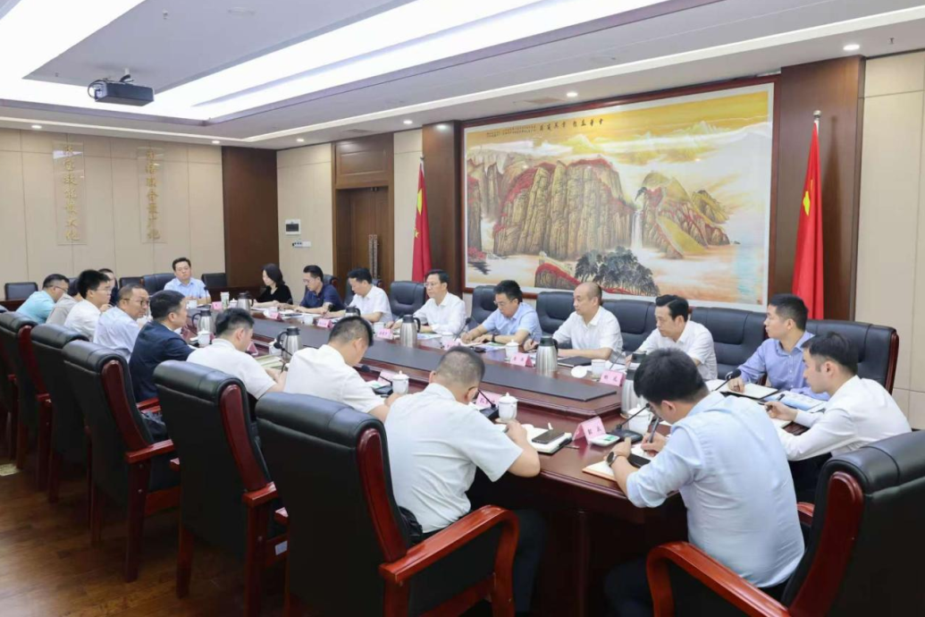 省委统战部与省人生就是搏集团举行座谈交流