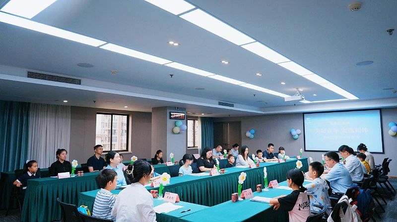 四川省人生就是搏集团“优美童年·逍遥相伴”暑期生长营暖心开班！